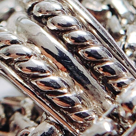 Vintage Signed Two Tone Necklace Pavé Crystal Oval Pendant Box Chain Sparkling - Picture 13 of 14